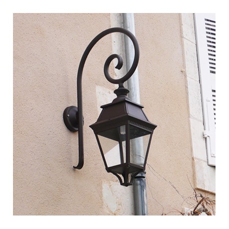 Avenue 3 applique exterieure classique descendante